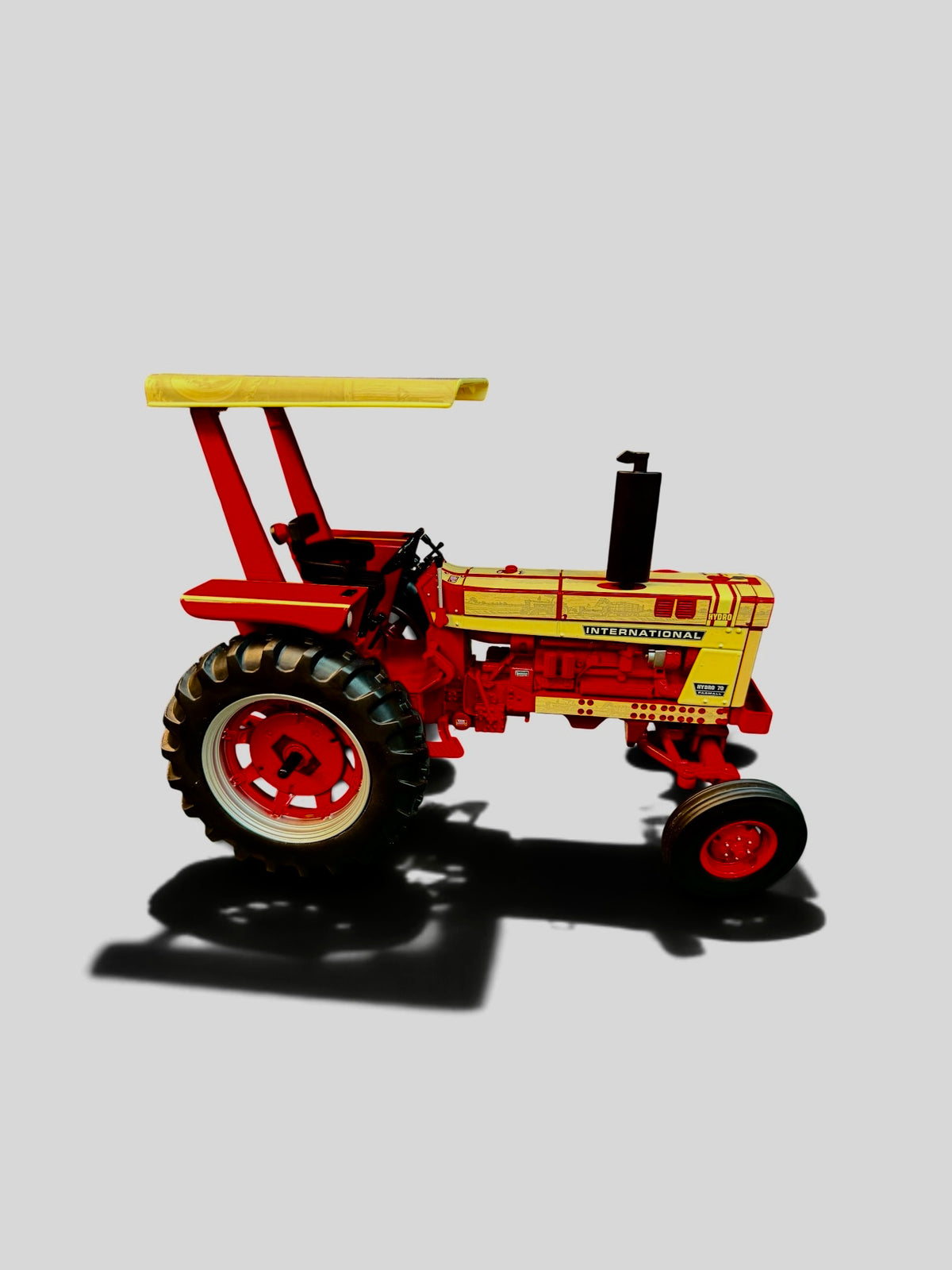 1/16 International Harvester Hydro 70 Tractor Prestige Collection - “Hay Days”