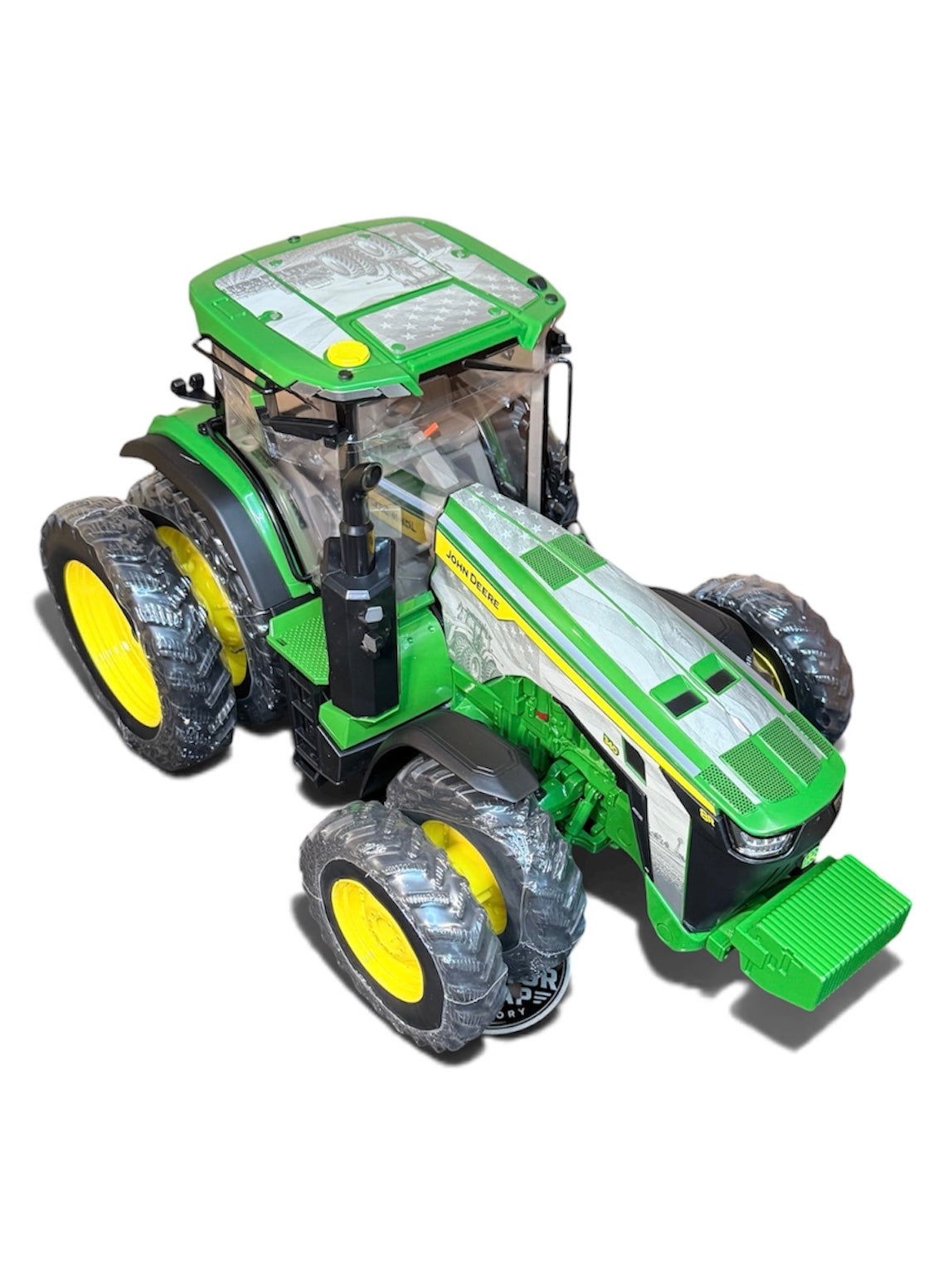 1/16 John Deere 8R 340 Prestige Collection – “American Dreams”