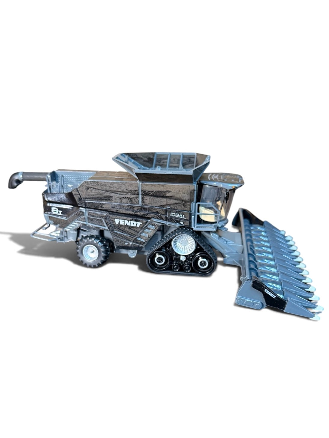 1/64 Fendt IDEAL 8T Combine with Headers – “Italian Stallion”