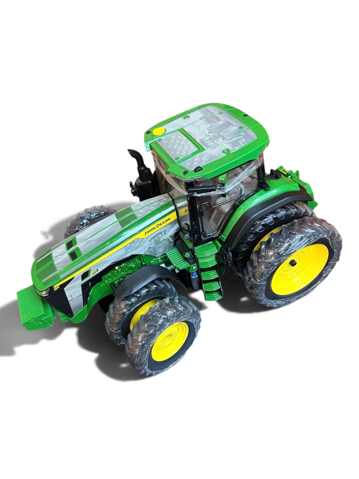 1/16 John Deere 8R 340 Prestige Collection – “American Dreams”