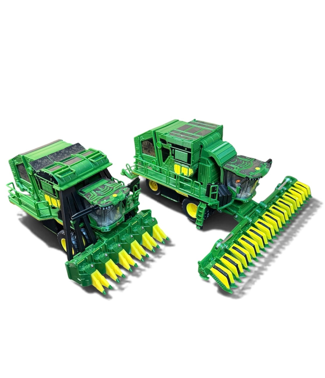 1/64 John Deere CP770 & CS770 Prestige Collection — “White Gold”