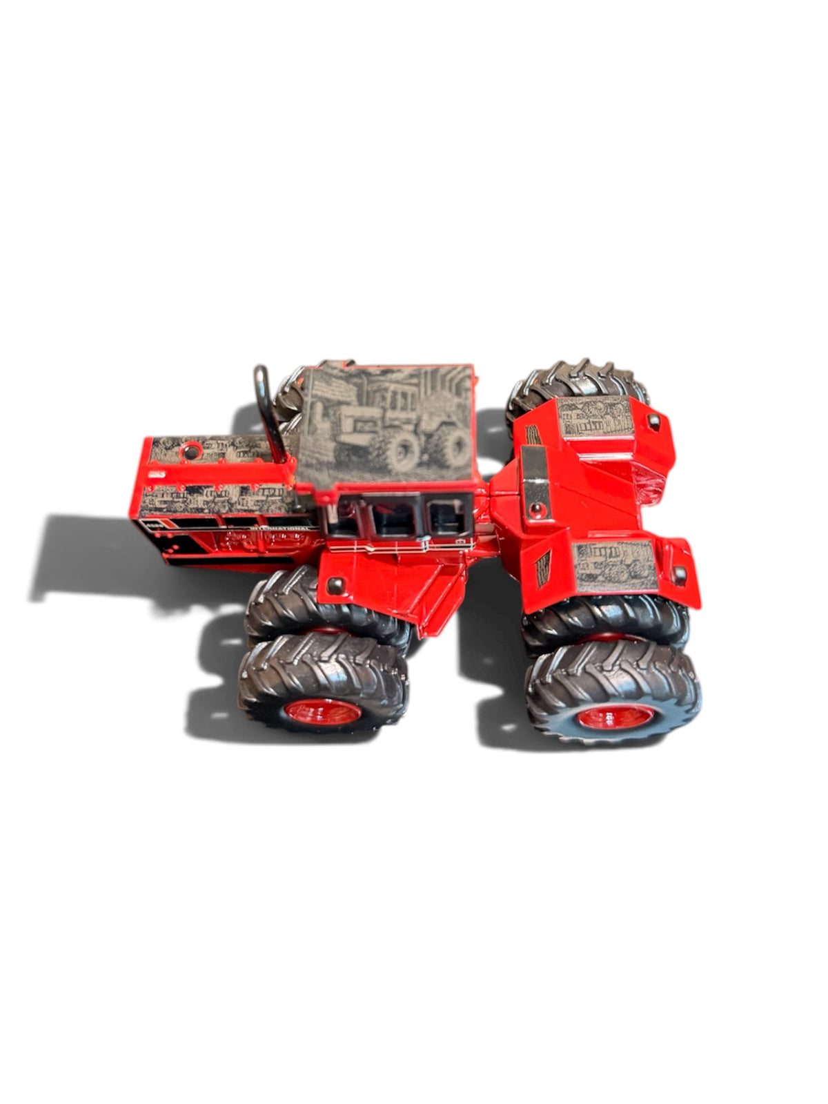 1/64 International Harvester 4586 Prestige Collection Tractor – “Power Legend”