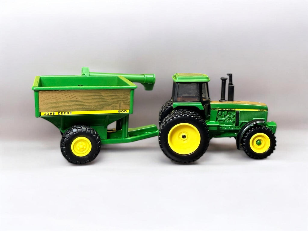 God Bless the USA – 1/64 JD 7720 Gold Engraved Custom Harvest Set (1 of 1)