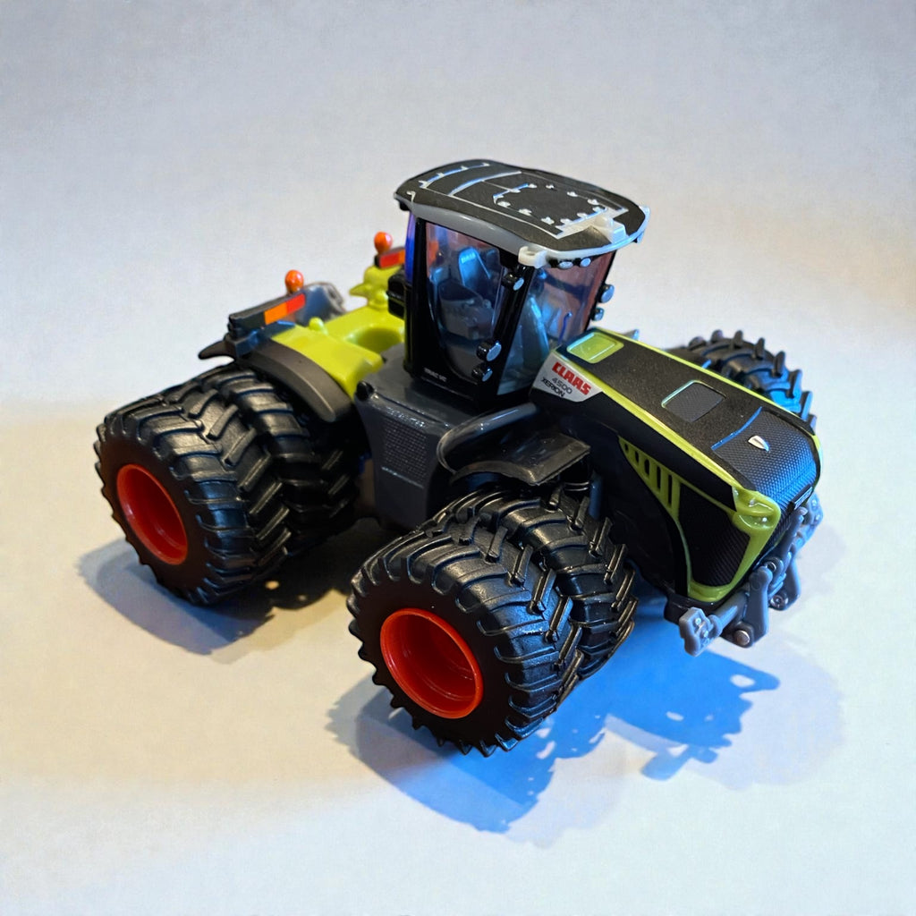 1:64 CLAAS XERION 4500 4WD Tractor – Prestige Edition with Custom Stealth Wrap - Tractor Wrap Factory