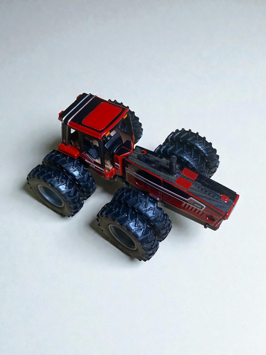 1/64 International Harvester 6588 2+2 — Custom Engraved Tillage Scene Wrap - Tractor Wrap Factory
