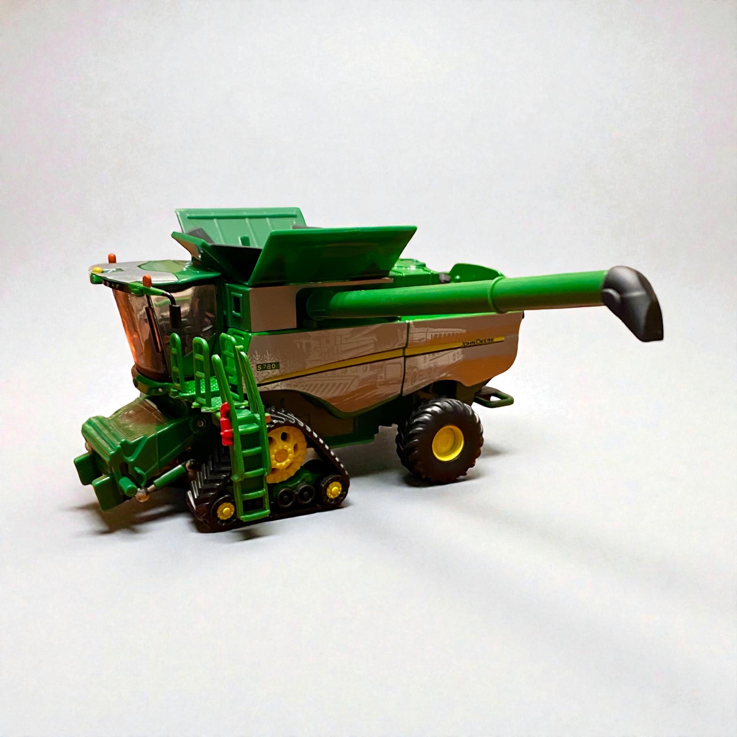 1/64 John Deere S780 Combine Custom Harvest Scene Wrap w/ Corn Soybean Headers - Tractor Wrap Factory