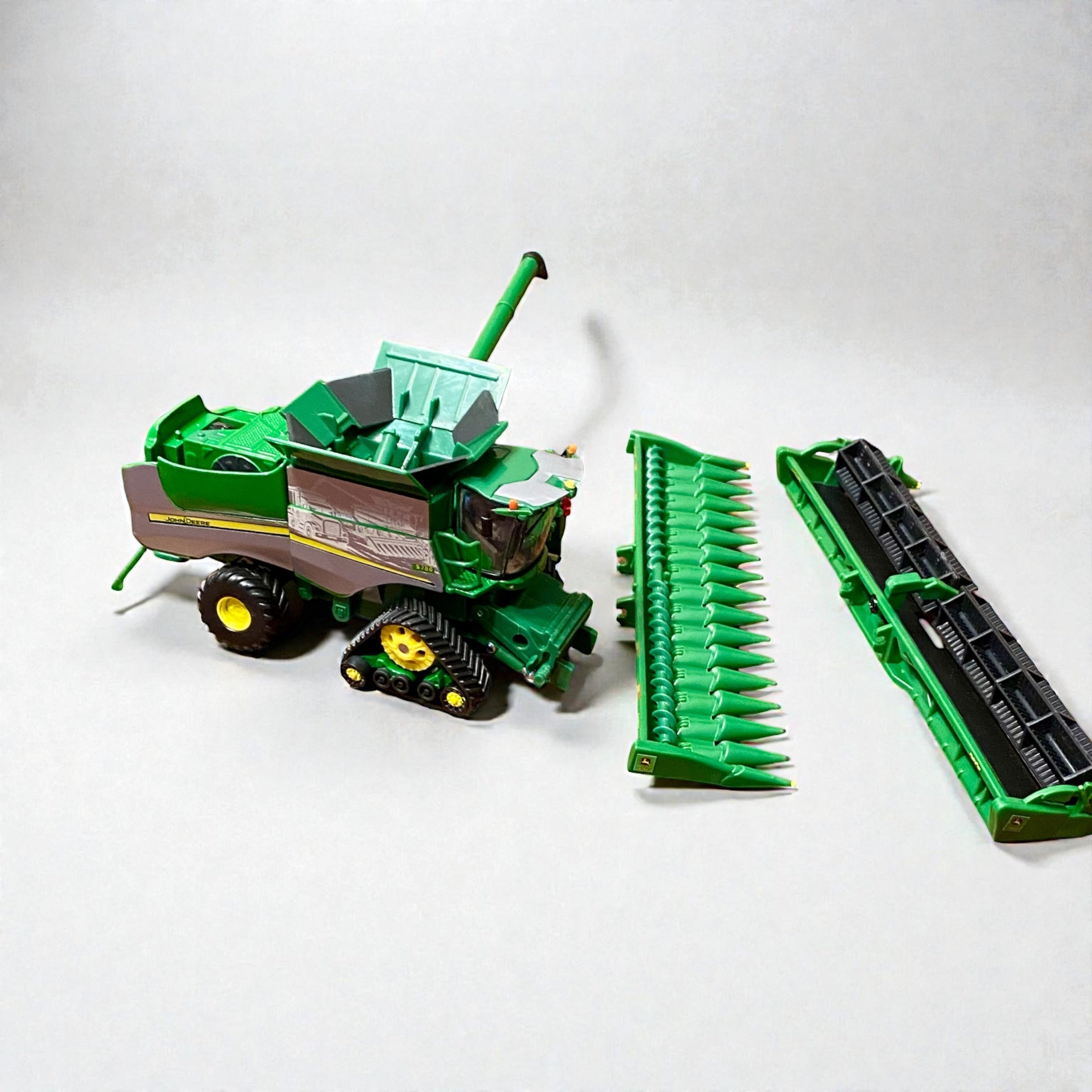 1/64 John Deere S780 Combine Custom Harvest Scene Wrap w/ Corn Soybean Headers - Tractor Wrap Factory