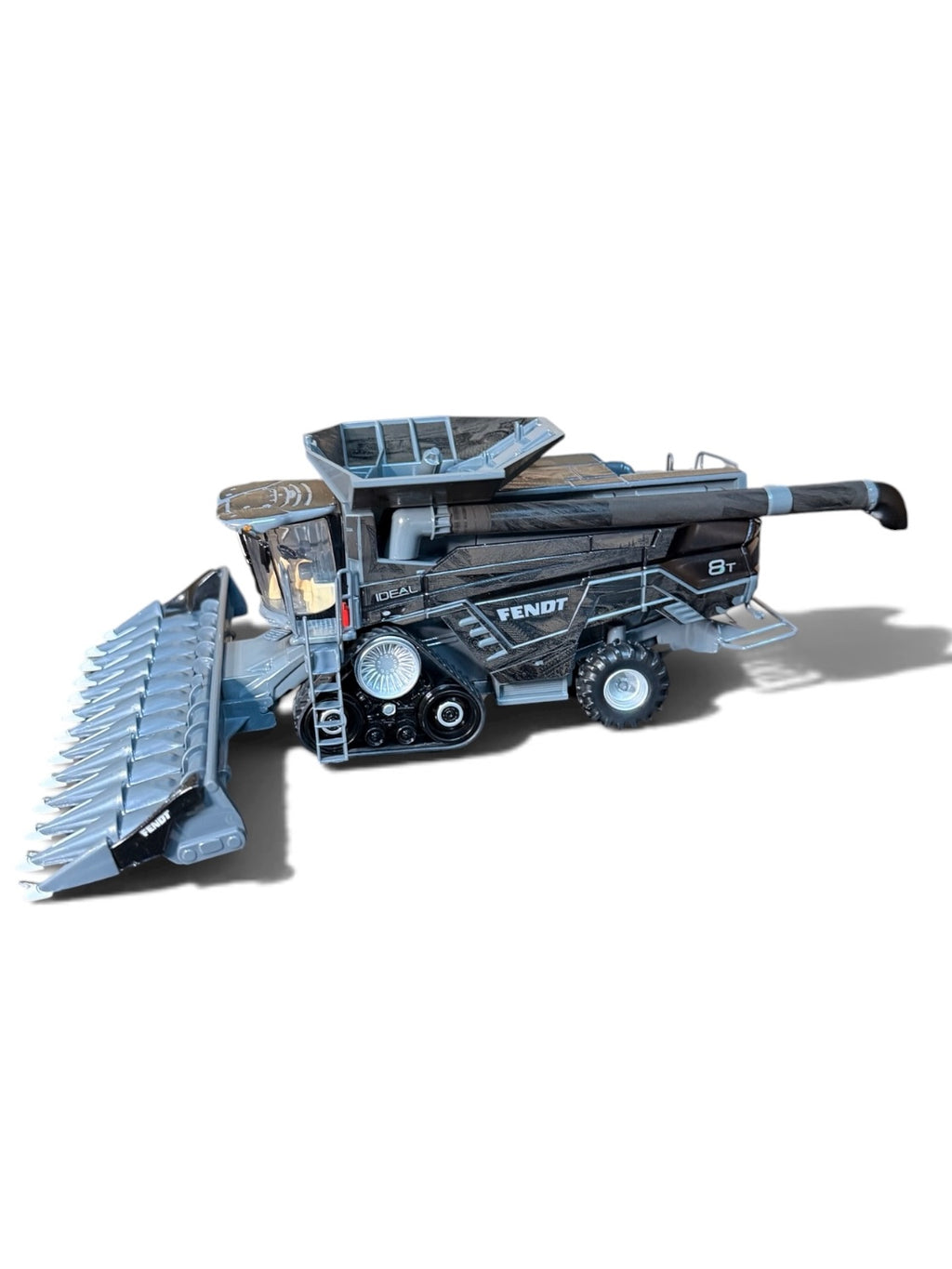 1/64 Fendt IDEAL 8T Combine with Headers – “Italian Stallion”