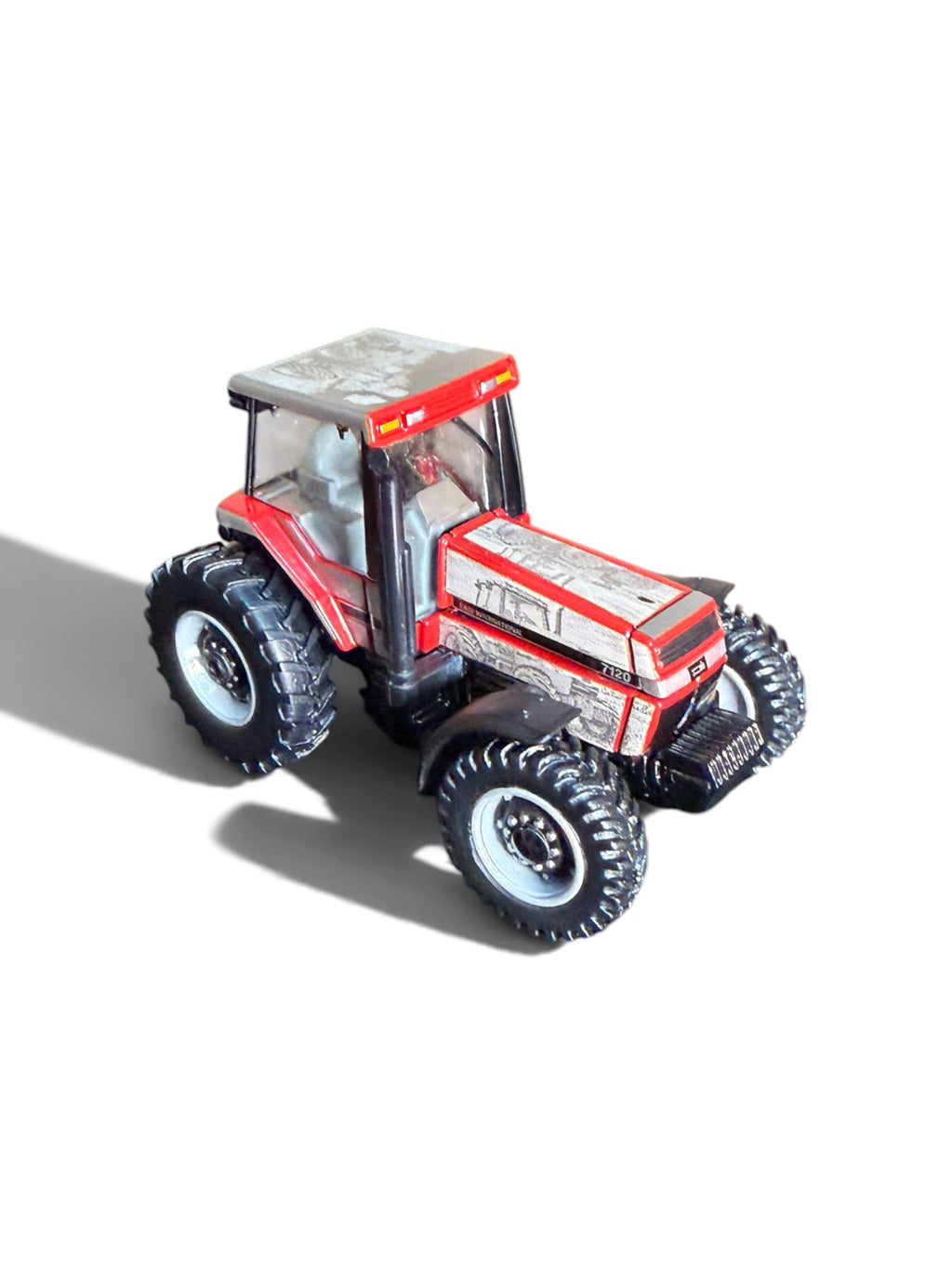 1/64 Case International 7120 Magnum Prestige Tractor – “Born in Racine”
