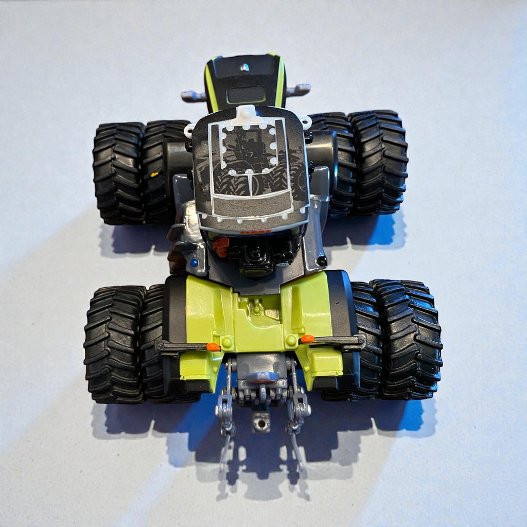 1:64 CLAAS XERION 4500 4WD Tractor – Prestige Edition with Custom Stealth Wrap - Tractor Wrap Factory