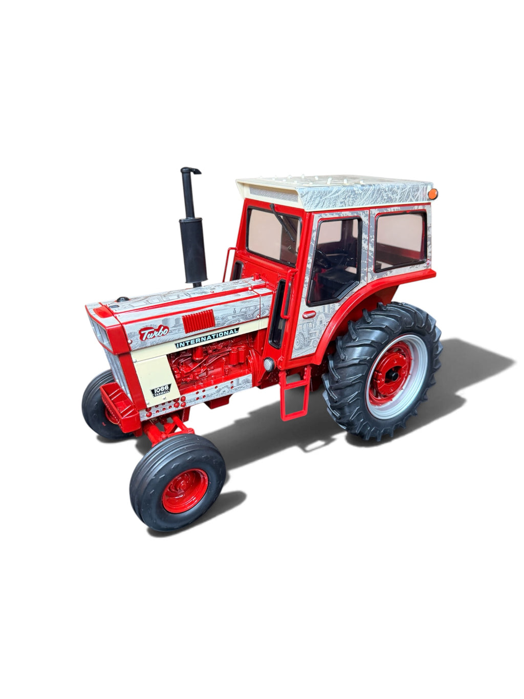 1/16 International Harvester 1066 Prestige Tractor – “Generations of Red”