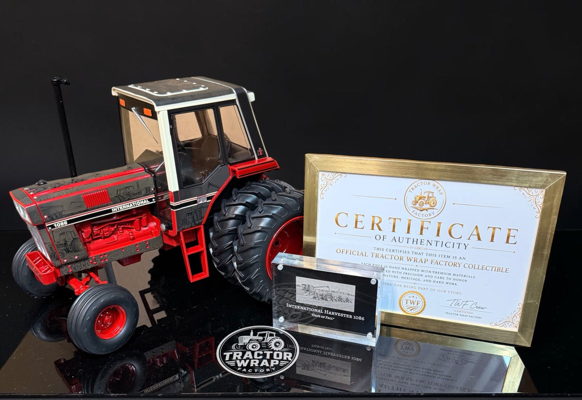 1/16 International Harvester 1086 Tri-Stripe Prestige Collection Tractor – “Days of Fall”