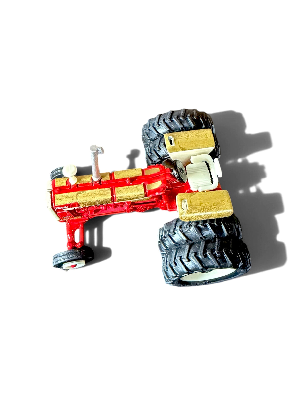1/16 & 1/64 IH Farmall 1206 Prestige Collection Tractors - “Turbo Reign”