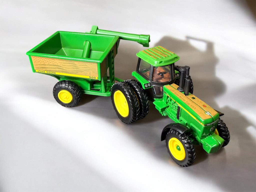 God Bless the USA – 1/64 JD 7720 Gold Engraved Custom Harvest Set (1 of 1)