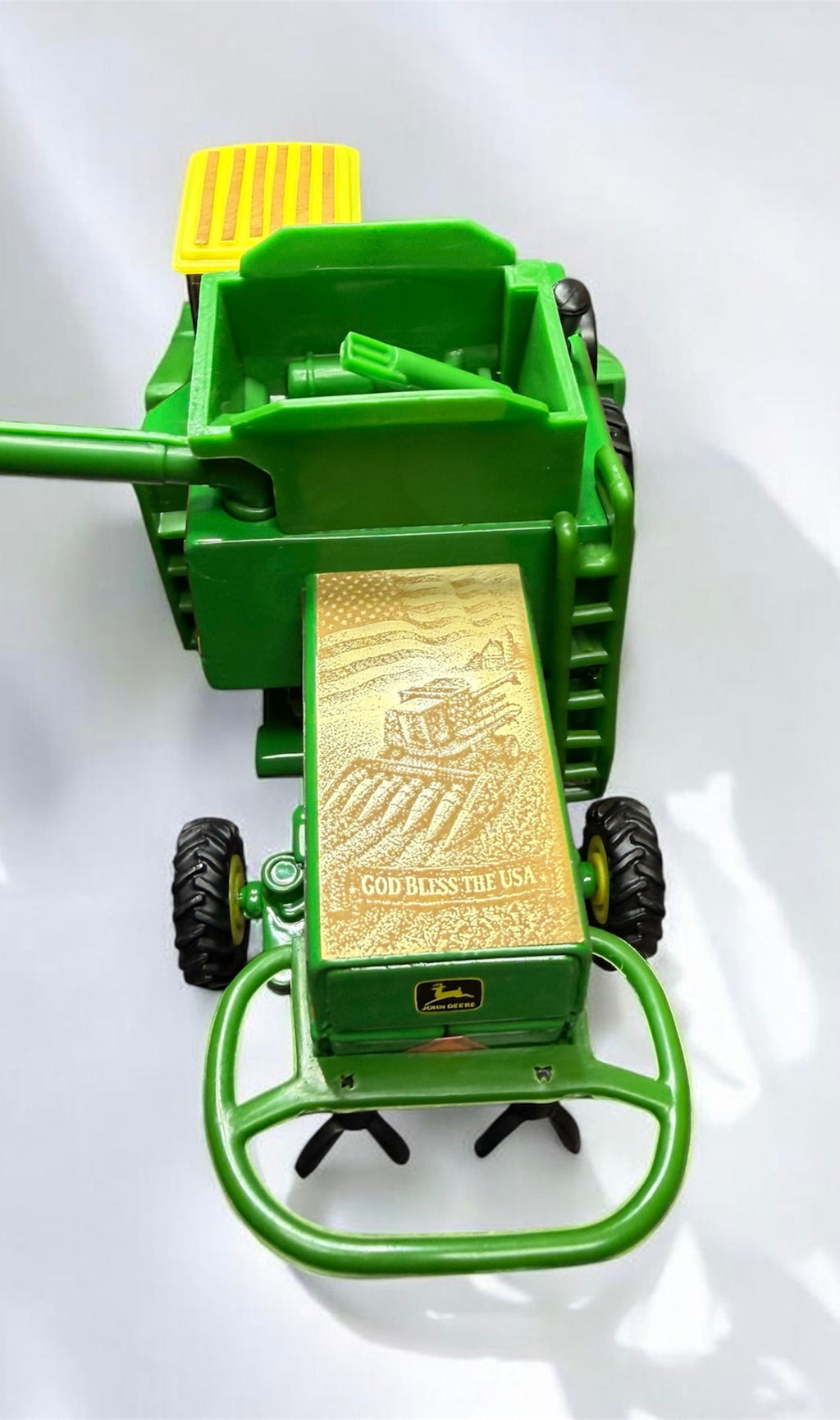 God Bless the USA – 1/64 JD 7720 Gold Engraved Custom Harvest Set (1 of 1)