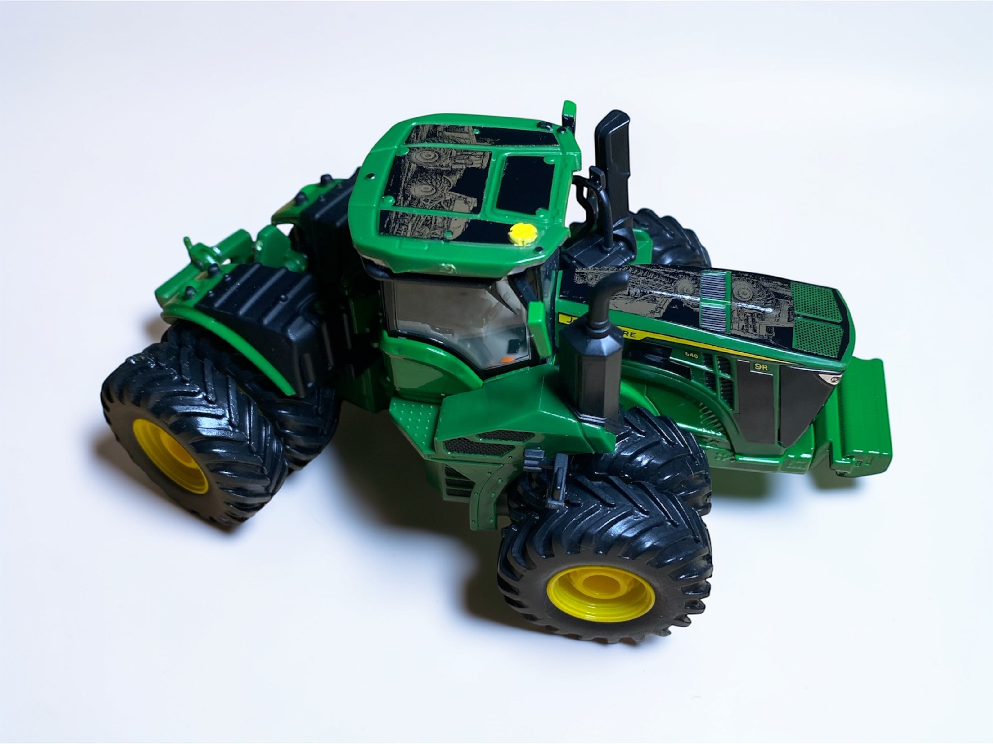 1/64 John Deere 9R 640 Custom Engraved Air Seeder Scenery Wrap – Collector Edition - Tractor Wrap Factory