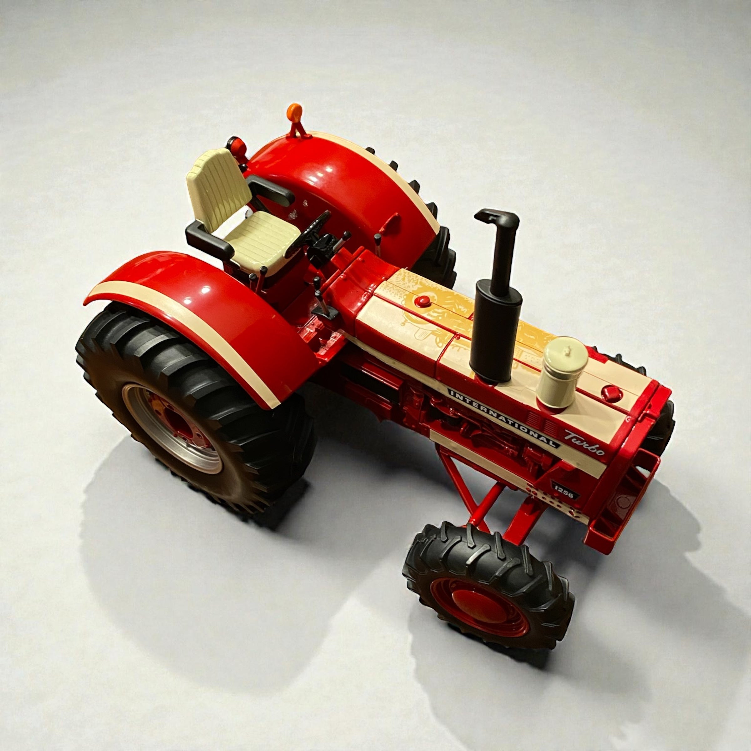 1/16 IH 1256 Wheatland Turbo MFWD Tractor – ERTL Prestige Custom Engraved Wrap - Tractor Wrap Factory